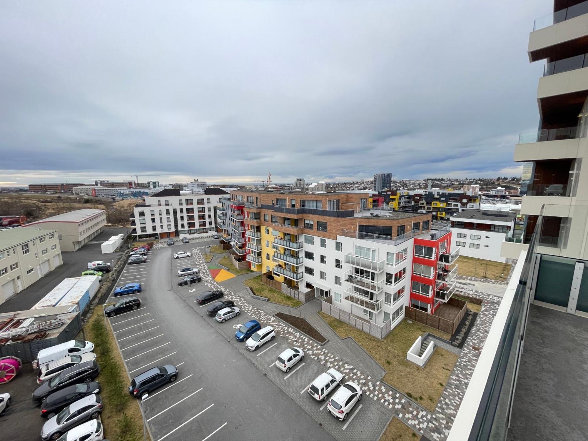 Modern And Spacious 3 Bedroom Apartment In Kopavogur Рейк'явік Екстер'єр фото
